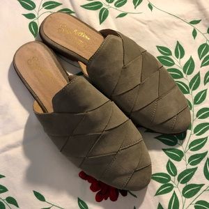 Green/Gray Seychelles Mules